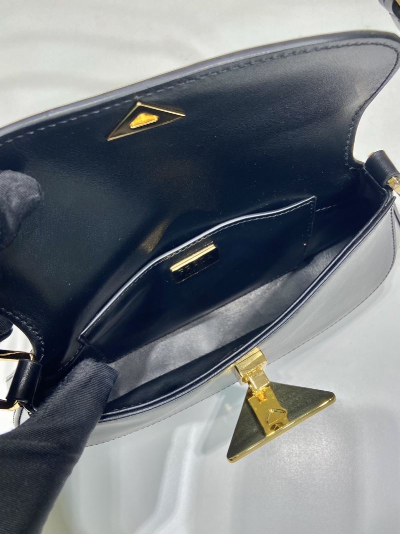 Pra*a hobo bags